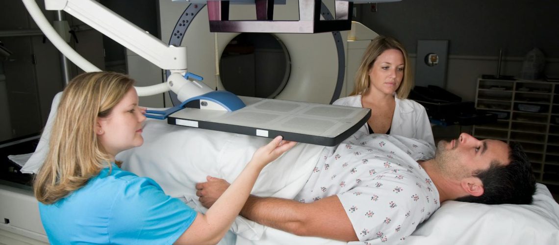 Cancer de la prostate : comment se déroule la radiothérapie ?